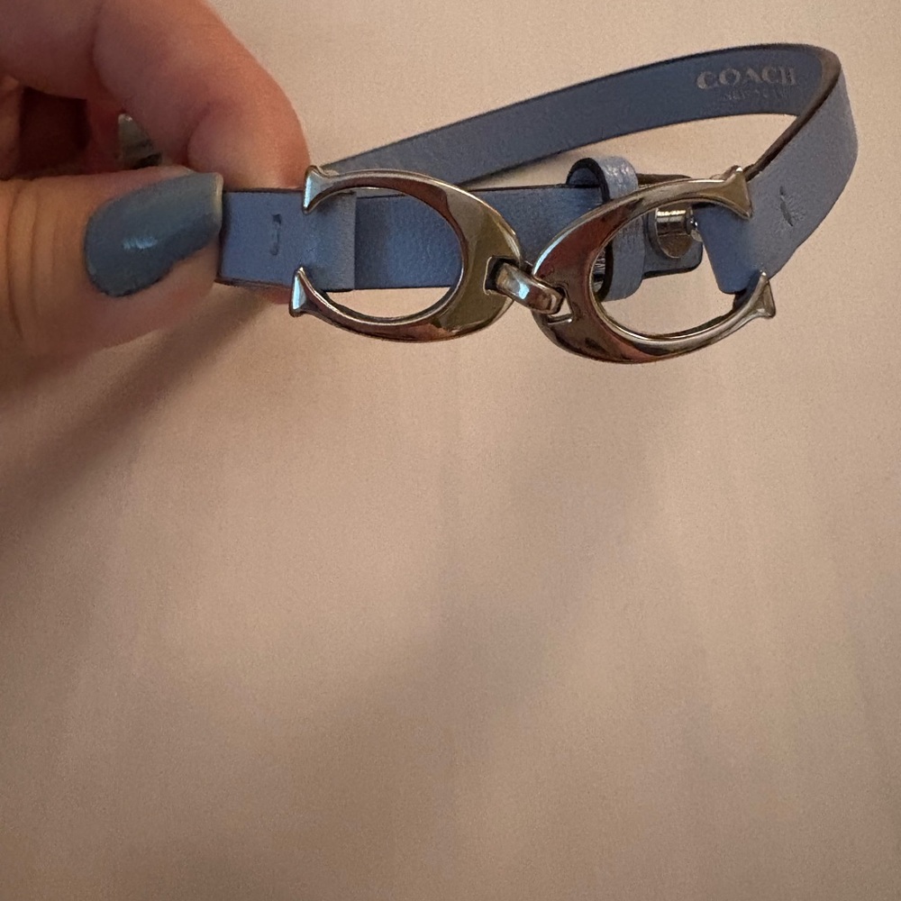 Coach double wrap leather bracelet - Picture 2 of 3